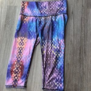 Scale pattern Teeki yoga leggings